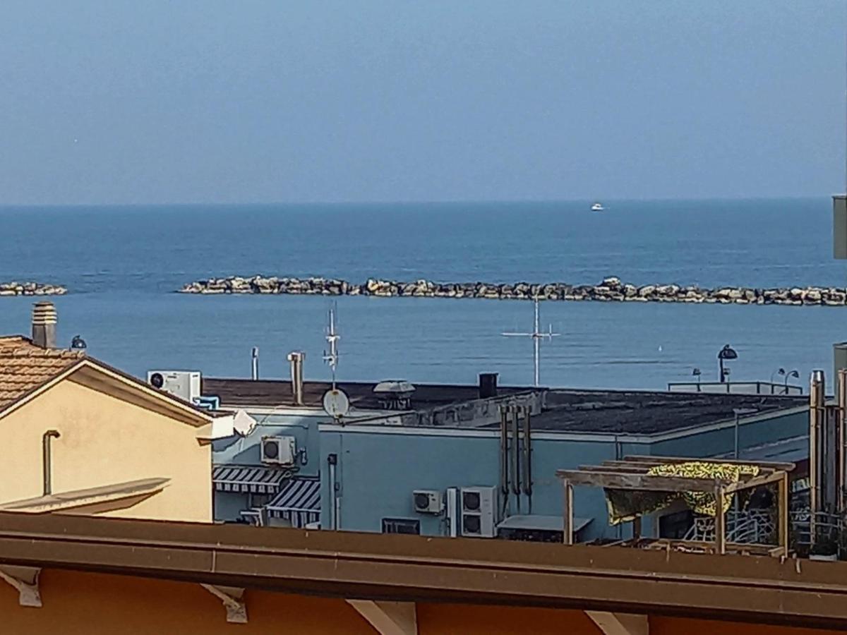 Petlyapartments Bellaria-Igea Marina Bagian luar foto