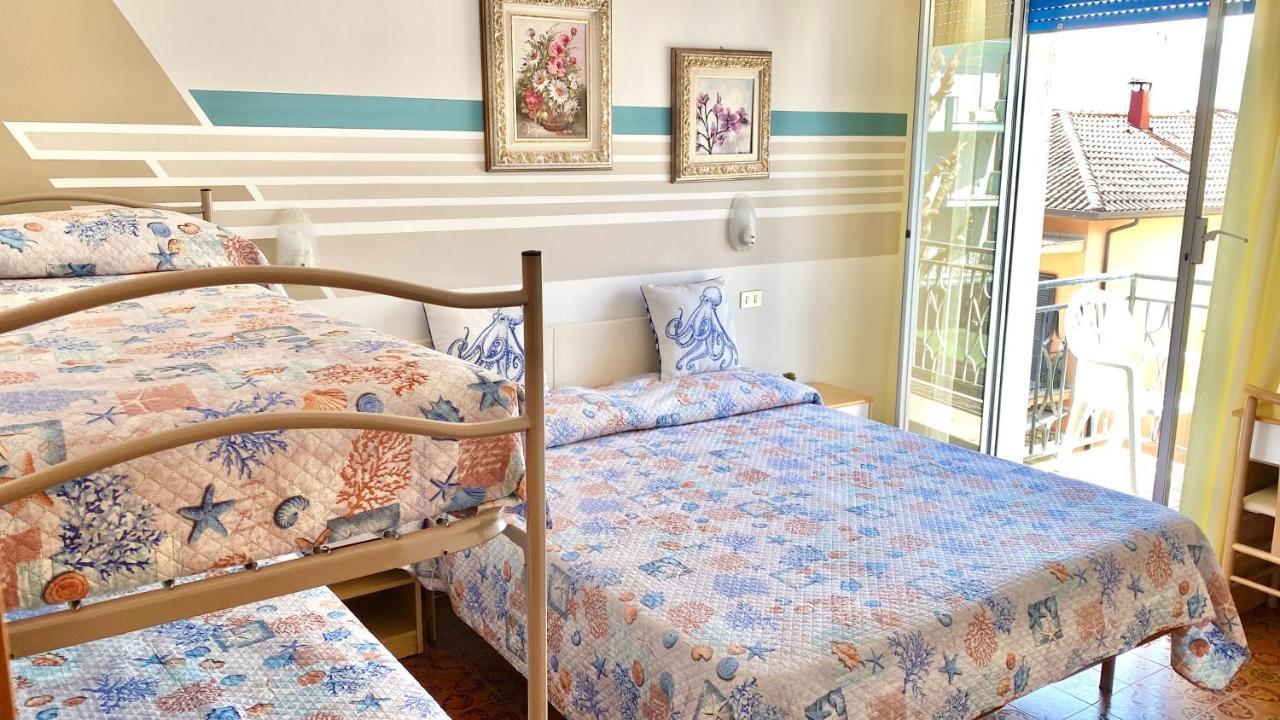 Petlyapartments Bellaria-Igea Marina Bagian luar foto