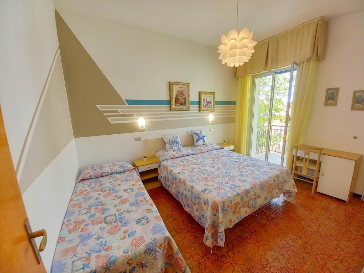 Petlyapartments Bellaria-Igea Marina Bagian luar foto
